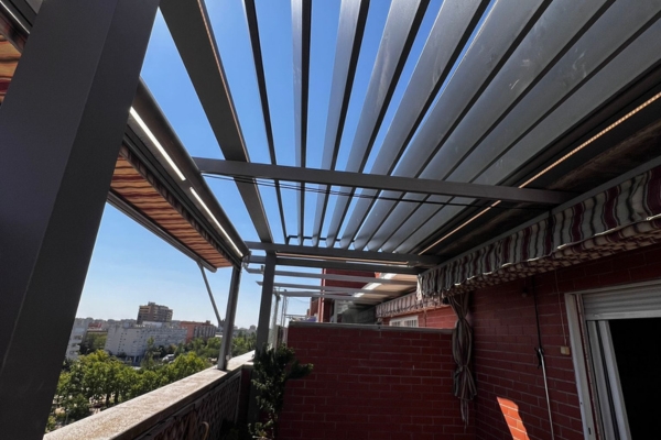 Por Qué es Importante Proteger una Terraza del Viento