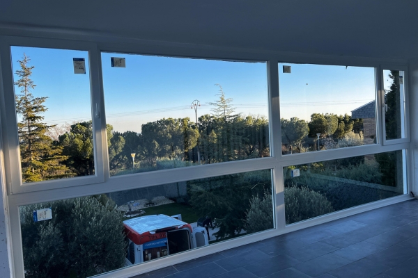 Soluciones para Proteger una Terraza del Viento