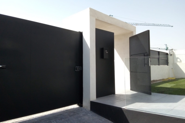 Ventajas de una puerta corredera de hierro