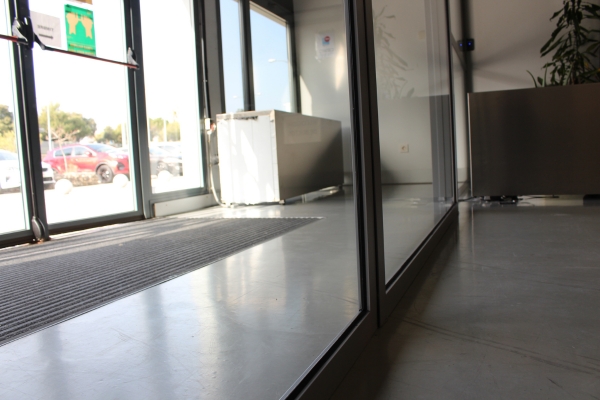 Elegir una Puerta Corredera de Cristal Automática