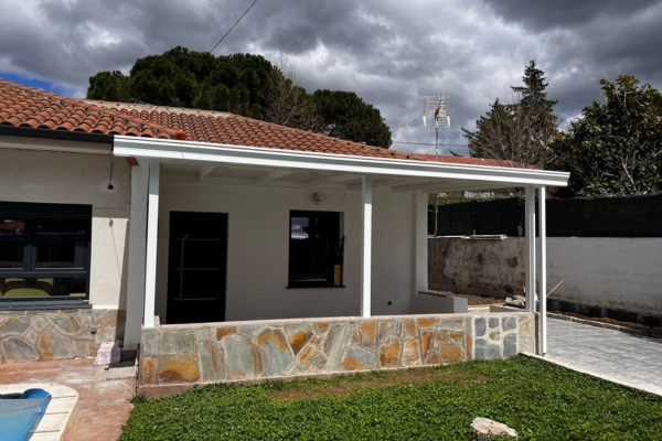 Elegir el Techo Panel Sandwich Blanco