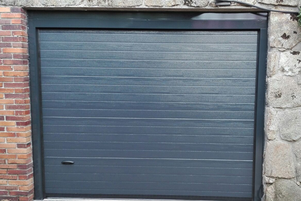 Ventajas de las puertas de garaje en aluminio