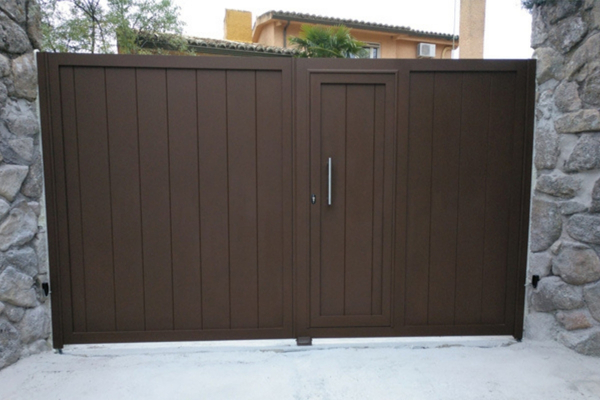 Automatizar una Puerta Manual