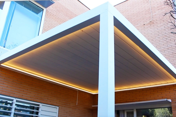 Pérgola Bioclimática de Aluminio Led Terraza