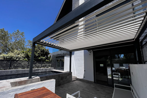 Pérgola Bioclimática de Aluminio Villaviciosa